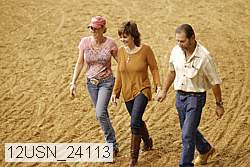 12usn_24113 thumbnail