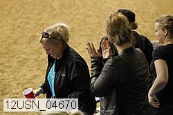 12usn_04670 thumbnail