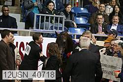 12usn_40718 thumbnail
