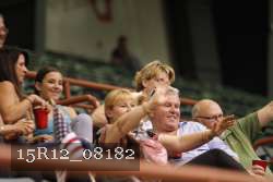 15R12_08182 thumbnail