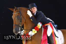 15YN_15635 thumbnail