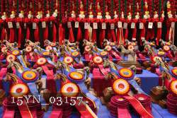 15YN_03157 thumbnail