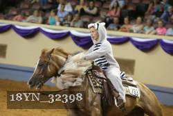 18YN_32398 thumbnail