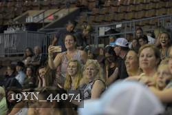 19YN_44074 thumbnail