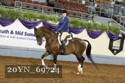 20YN_69724 thumbnail