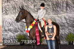 20YN_72390 thumbnail