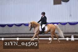 21YN_04505 thumbnail