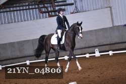 21YN_04806 thumbnail