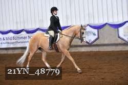 21YN_48779 thumbnail