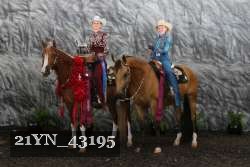 21YN_43195 thumbnail