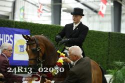 24R13_02050 thumbnail