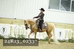 24R13_02337 thumbnail