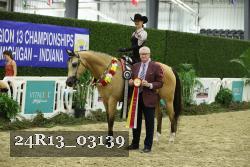 24R13_03139 thumbnail