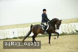 24R13_04253 thumbnail