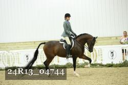 24R13_04744 thumbnail