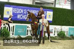 24R13_06280 thumbnail