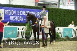 24R13_06758 thumbnail