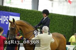 24R13_08398 thumbnail