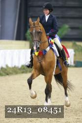 24R13_08451 thumbnail
