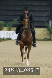 24R13_08517 thumbnail