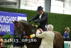 24R13_08586 thumbnail