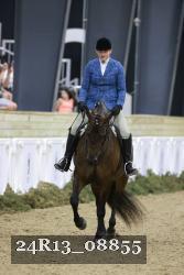 24R13_08855 thumbnail