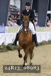 24R13_08983 thumbnail