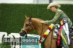 24R13_09604 thumbnail