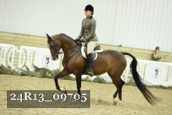 24R13_09705 thumbnail