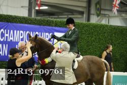 24R13_09761 thumbnail