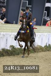 24R13_10681 thumbnail
