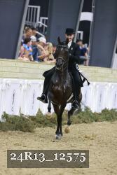 24R13_12575 thumbnail
