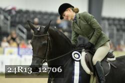 24R13_12706 thumbnail