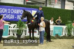 24R13_13806 thumbnail