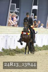 24R13_13844 thumbnail