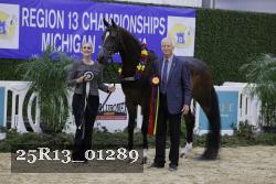 25R13_01289 thumbnail