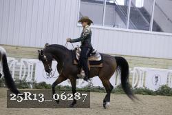 25R13_06287 thumbnail
