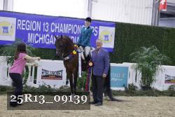 25R13_09139 thumbnail