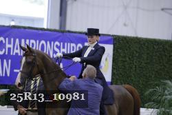 25R13_10981 thumbnail