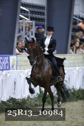 25R13_10984 thumbnail