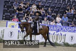 25R13_12998 thumbnail
