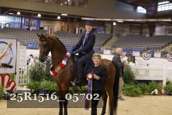 25R1516_05702 thumbnail