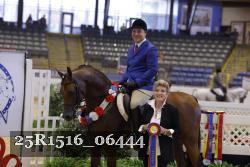 25R1516_06444 thumbnail