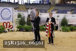 25R1516_06561 thumbnail