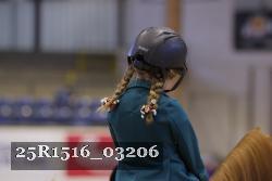 25R1516_03206 thumbnail