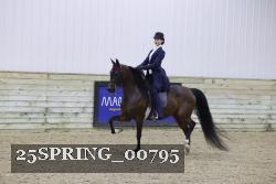25SPRING_00795 thumbnail
