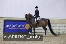 25SPRING_01697 thumbnail