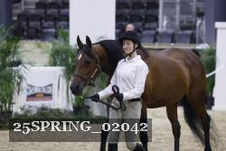 25SPRING_02042 thumbnail
